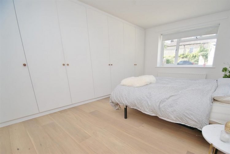 oak-flooring-modern-home
