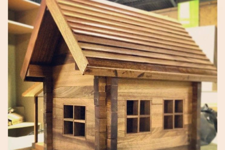 Arkadiusz miniature wooden house
