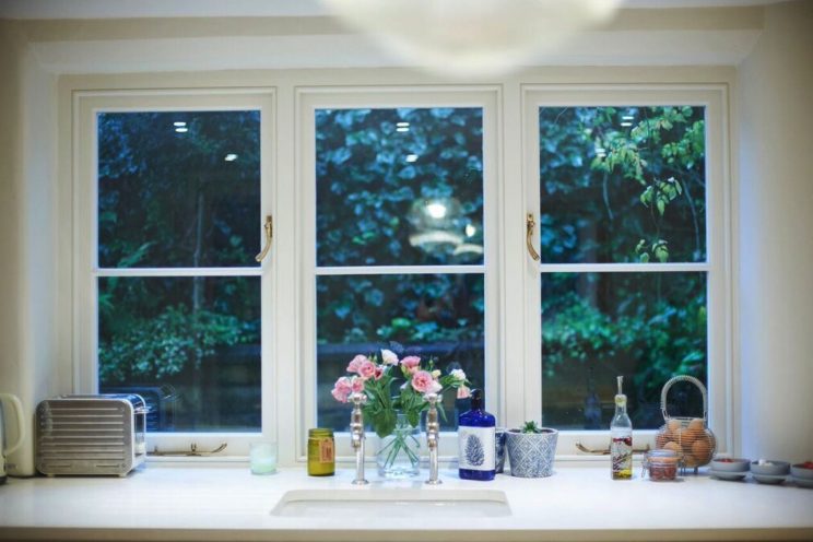 Bespoke casement windows in Shaker kitchen