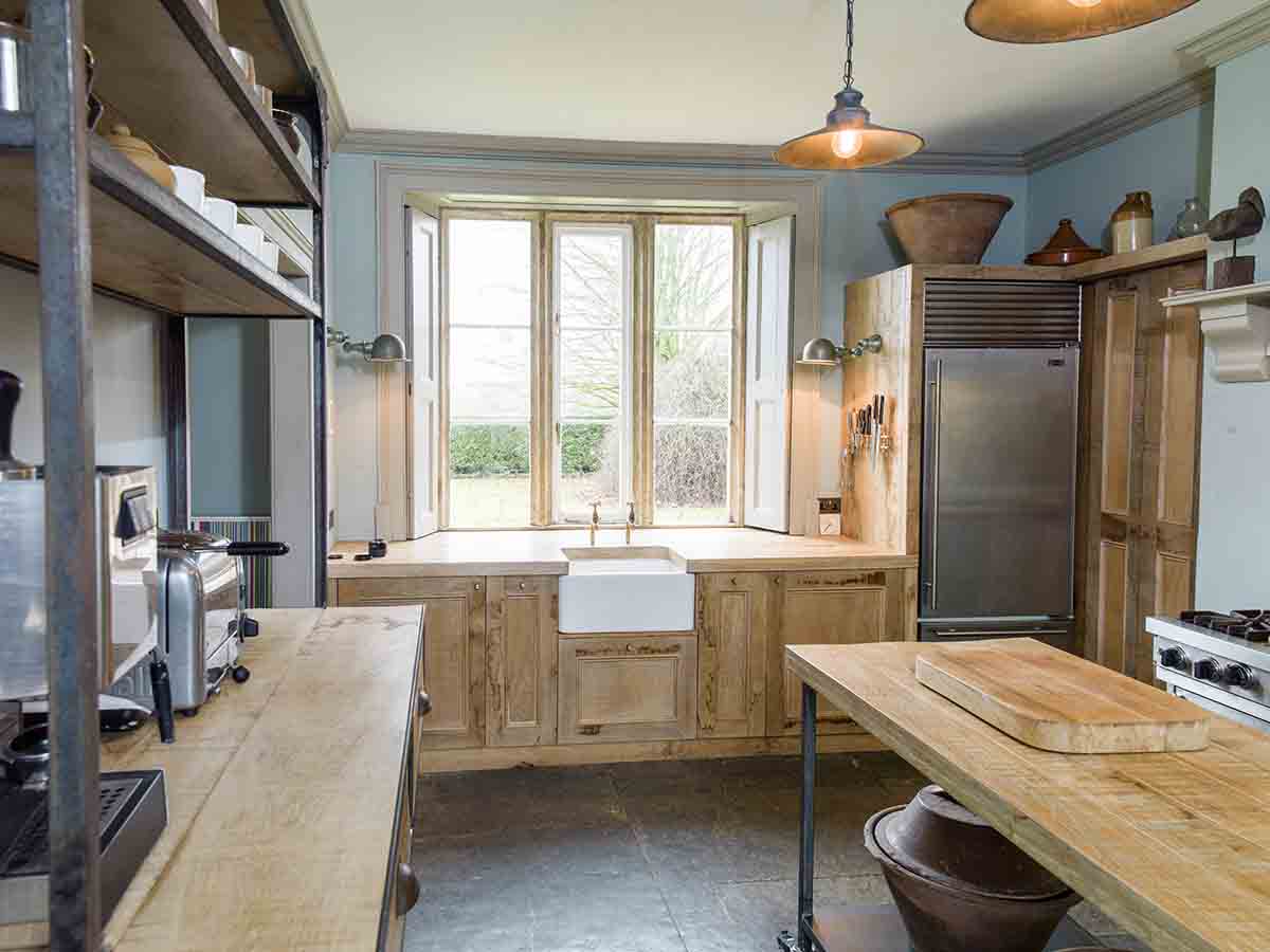 French chic kitchen with reclaimed oak cabinets