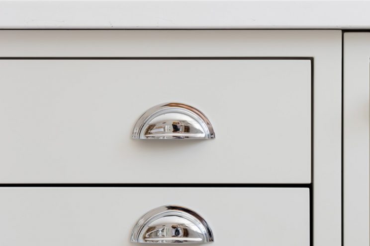 Kitchen drawer handles