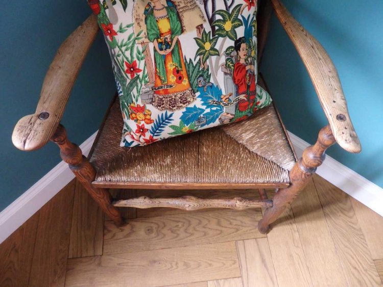 antique-chair-bright-cushion