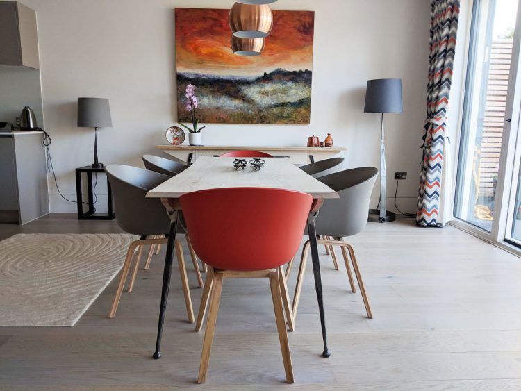 modern-living-room-ash-wooden-table