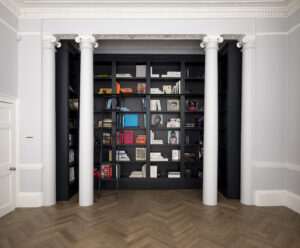 Bespoke library bookcase in Georgian house
