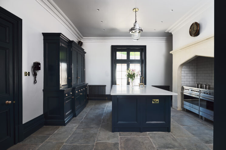 Classic kitchen in Hague Blue